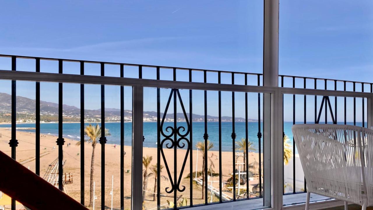 Frontline Beach & Sea Views - 2 Bedrooms - 2 Bathrooms - Puerto Banus Apartment マルベーリャ エクステリア 写真